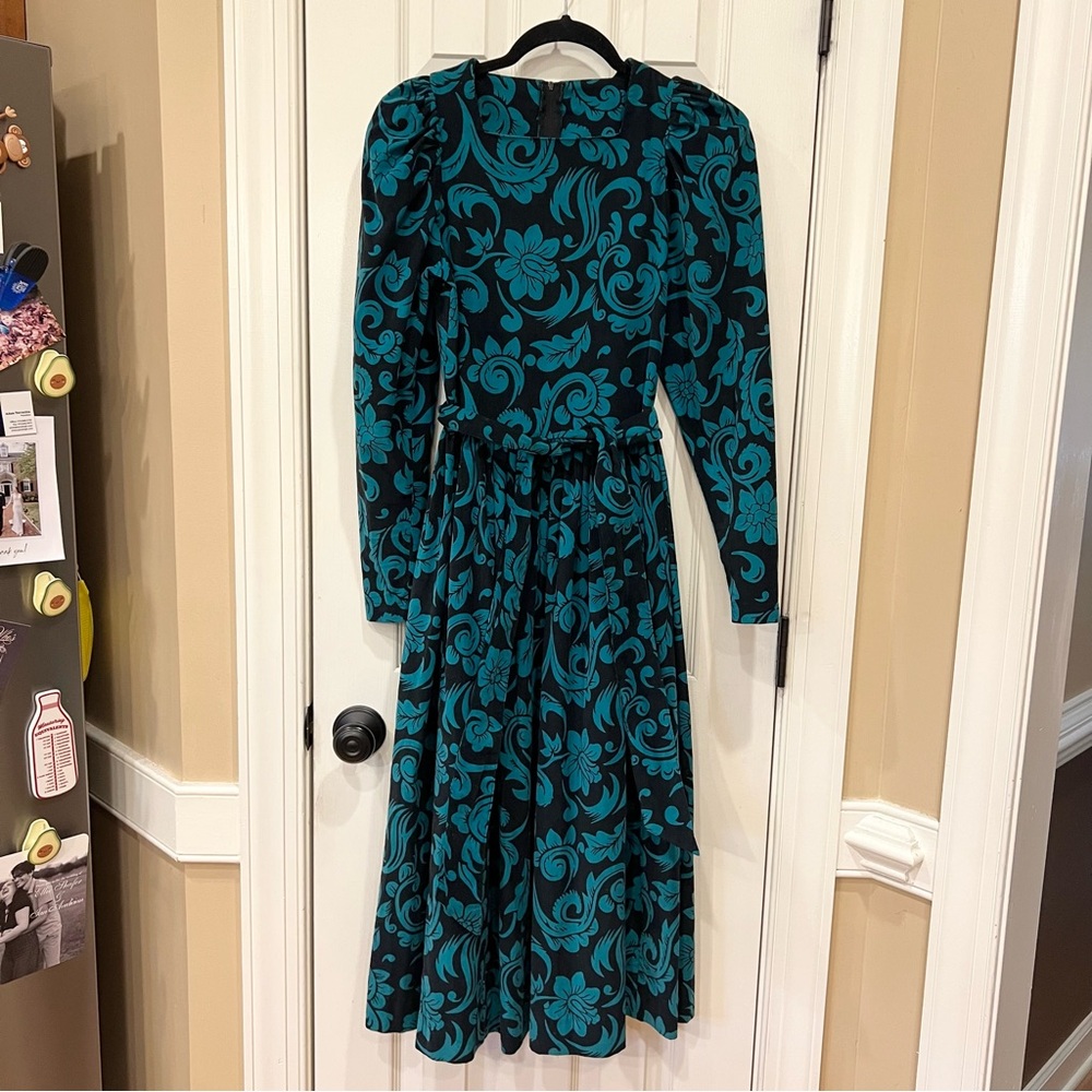 Vintage Laura Ashley Corduroy Green Blue Black Longsleeve Dress with Tie Belt 6
